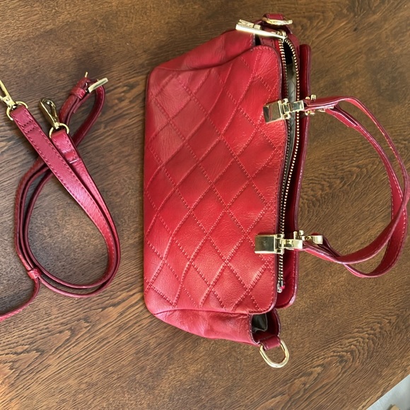 Quilted Italian Antonio Melani Leather shoulder bag/tote. Cranberry Red. ExCond - Picture 5 of 15